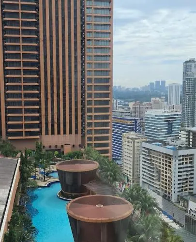 Raymond Suites At Berjaya Times Square