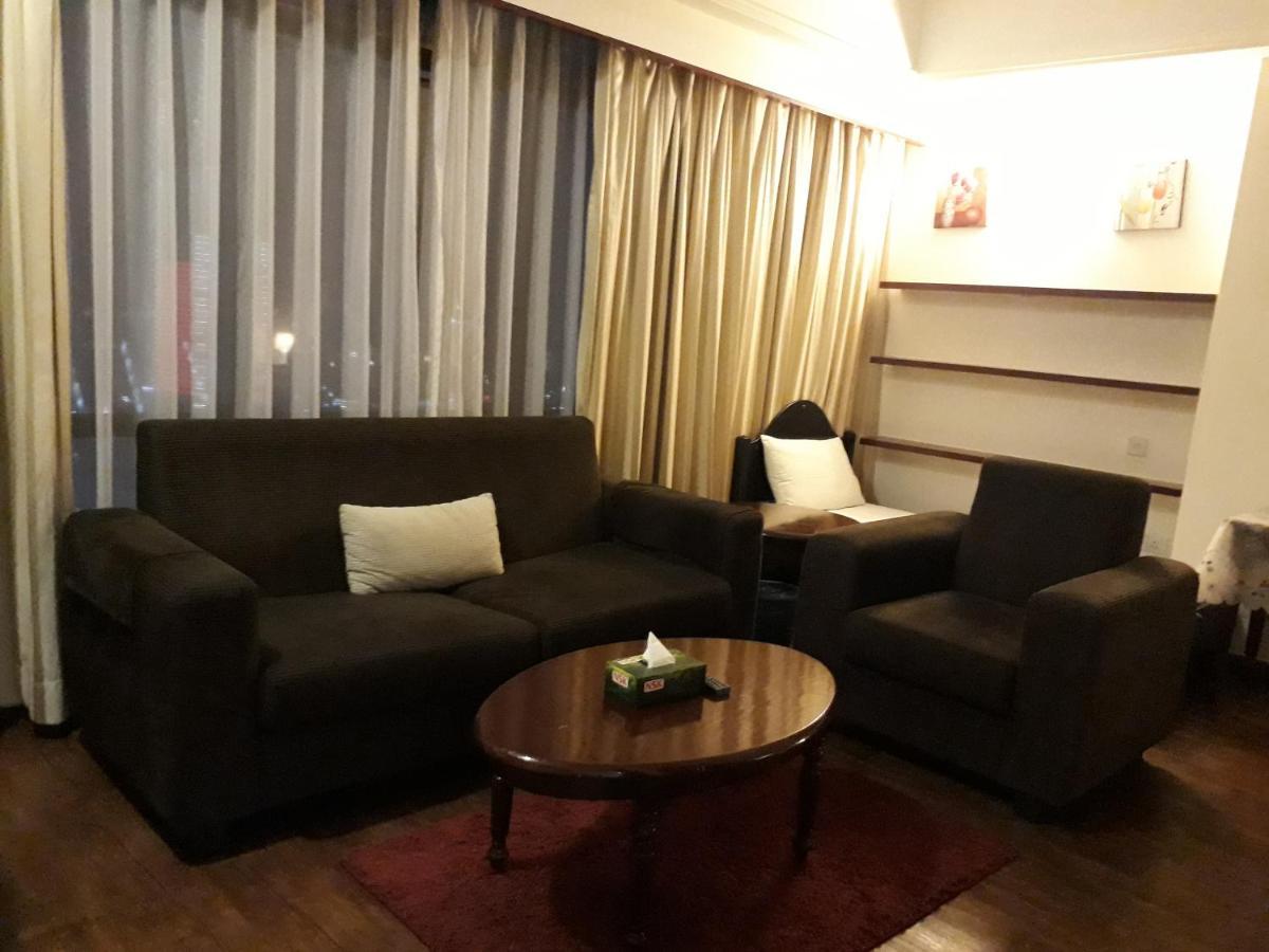 Raymond Suites At Berjaya Times Square Pangsapuri