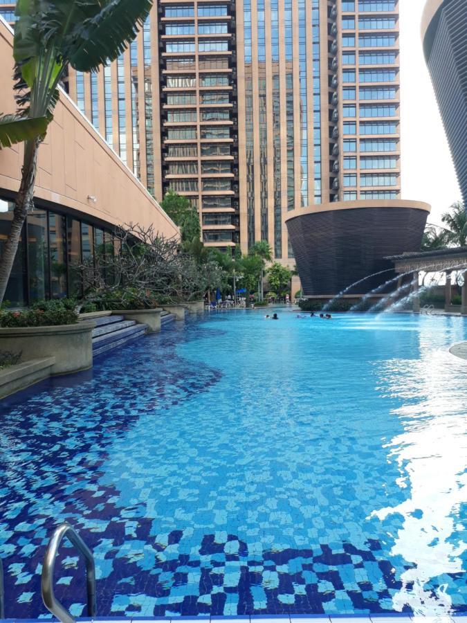 Pangsapuri Raymond Suites At Berjaya Times Square *