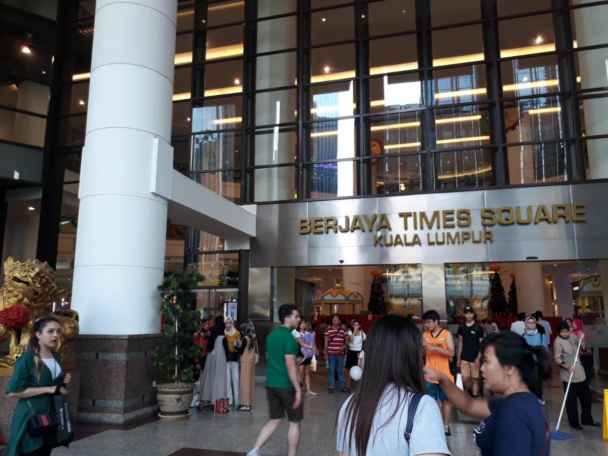 Raymond Suites At Berjaya Times Square