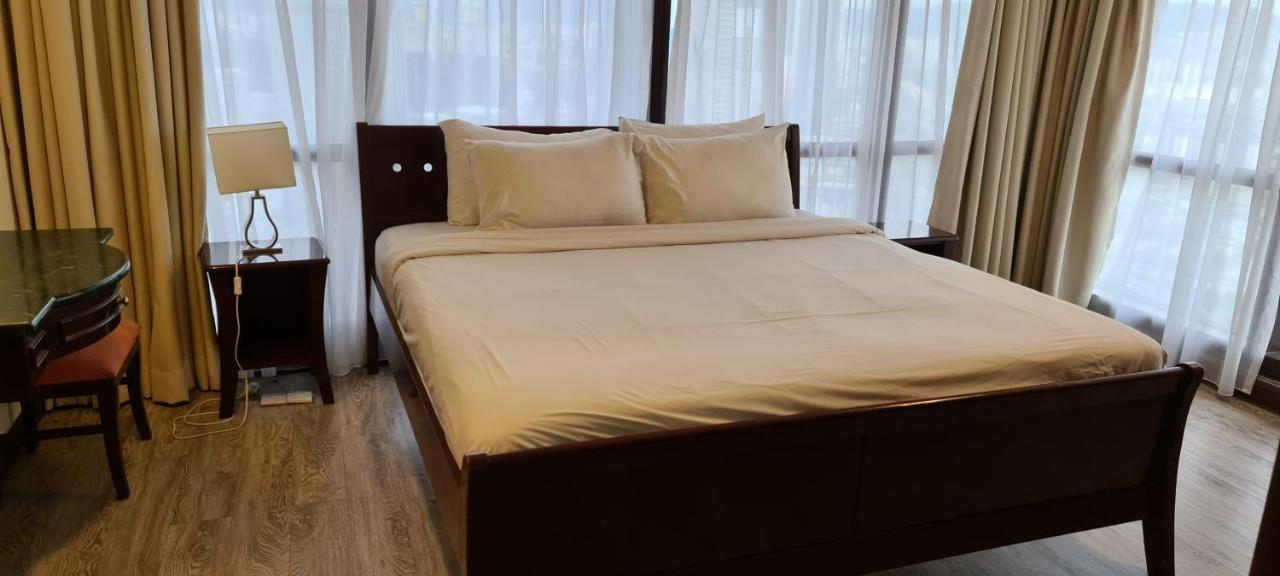 Raymond Suites At Berjaya Times Square *