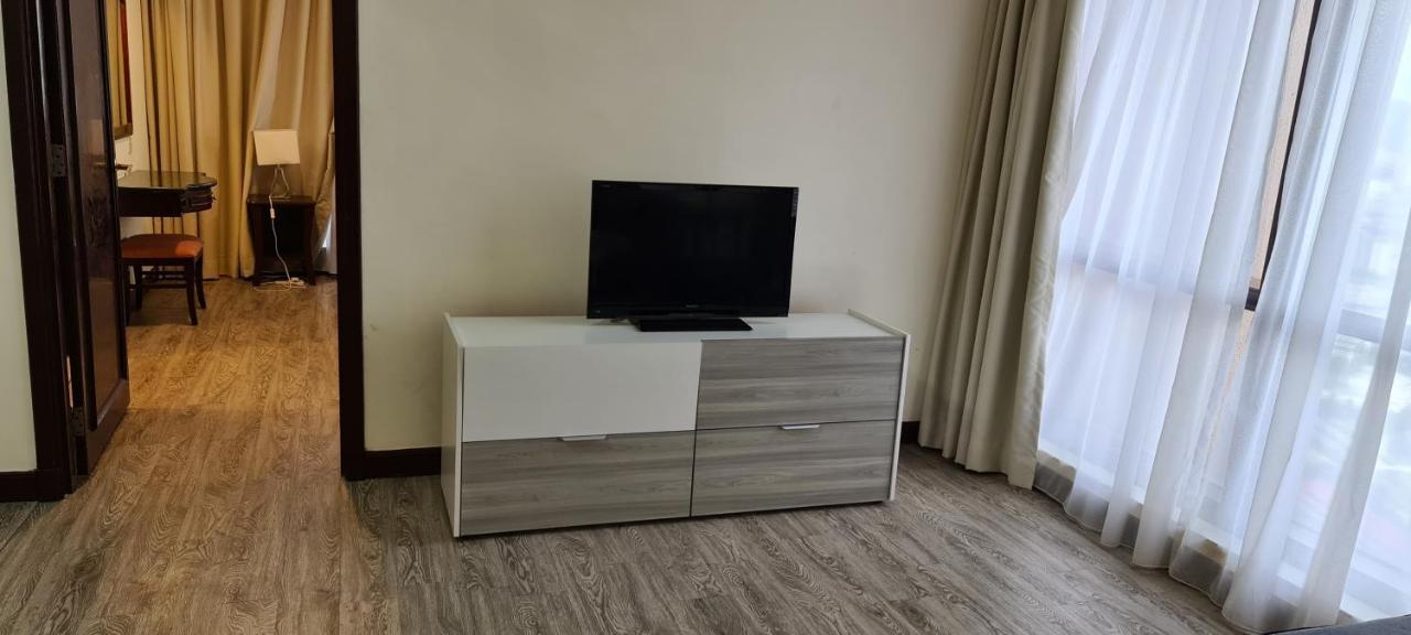 Raymond Suites At Berjaya Times Square Pangsapuri *