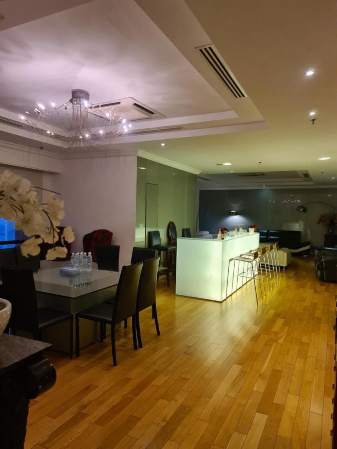 Raymond Suites At Berjaya Times Square * Kuala Lumpur