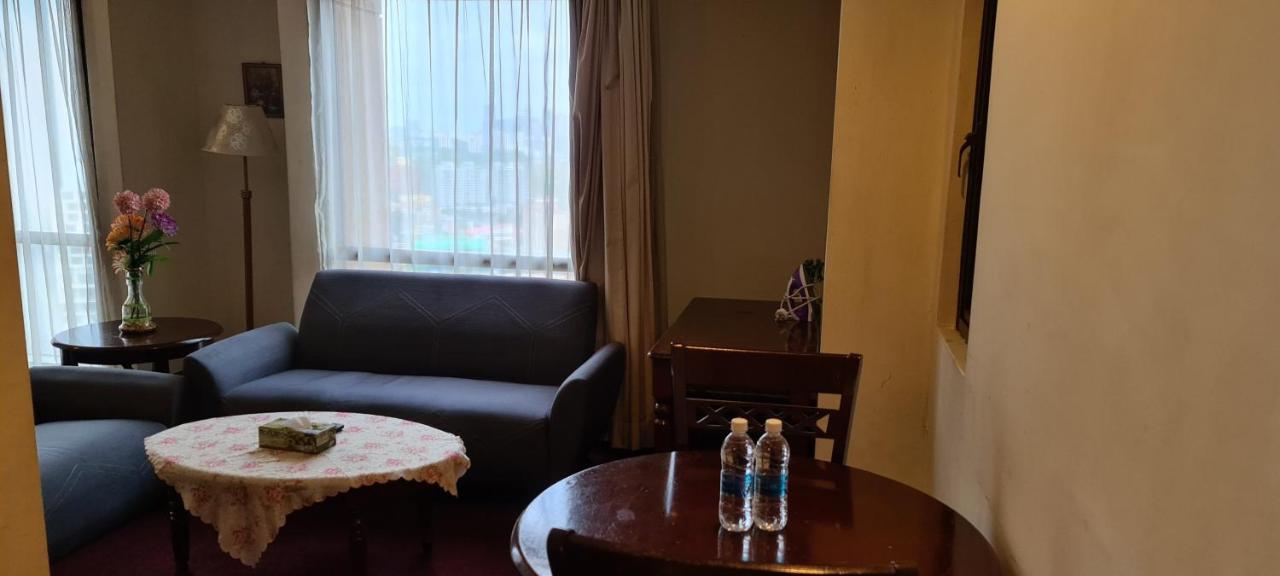 Raymond Suites At Berjaya Times Square Pangsapuri Kuala Lumpur