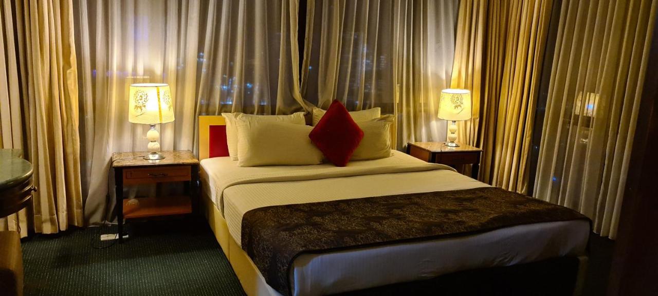 Raymond Suites At Berjaya Times Square * Kuala Lumpur