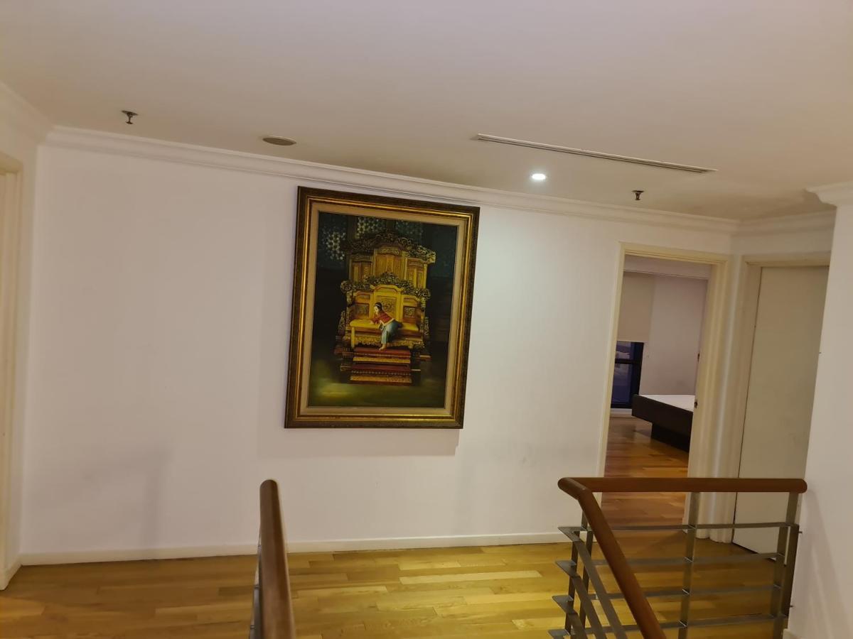 Pangsapuri Raymond Suites At Berjaya Times Square