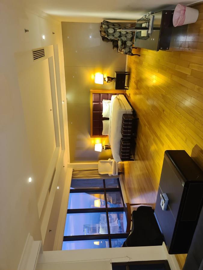 Raymond Suites At Berjaya Times Square * Kuala Lumpur
